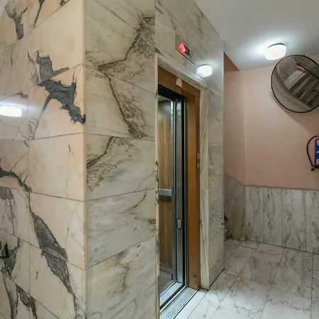 Heros By Forever Apartman